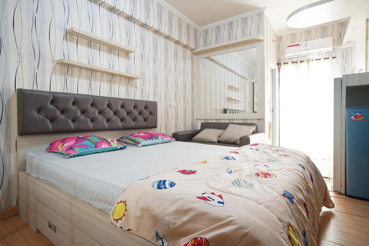 Planet Room Kemang View Bekasi Exterior photo